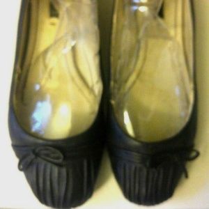 NINE WEST Black Leather Ballerina Size 8.5